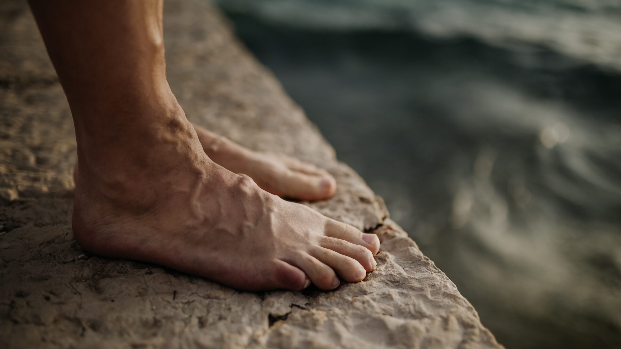 Bulging varicose veins on feet