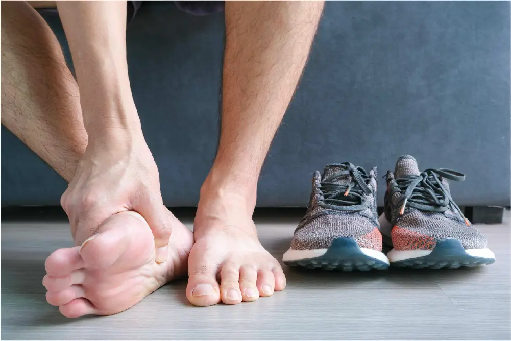https://unitedveincenters.com/wp-content/uploads/2026/06/plantar-fasciitis-heel-pain-symptom.webp
