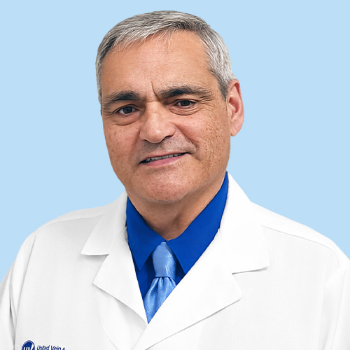 https://unitedveincenters.com/wp-content/uploads/2026/09/dr-david-piazza.jpg
