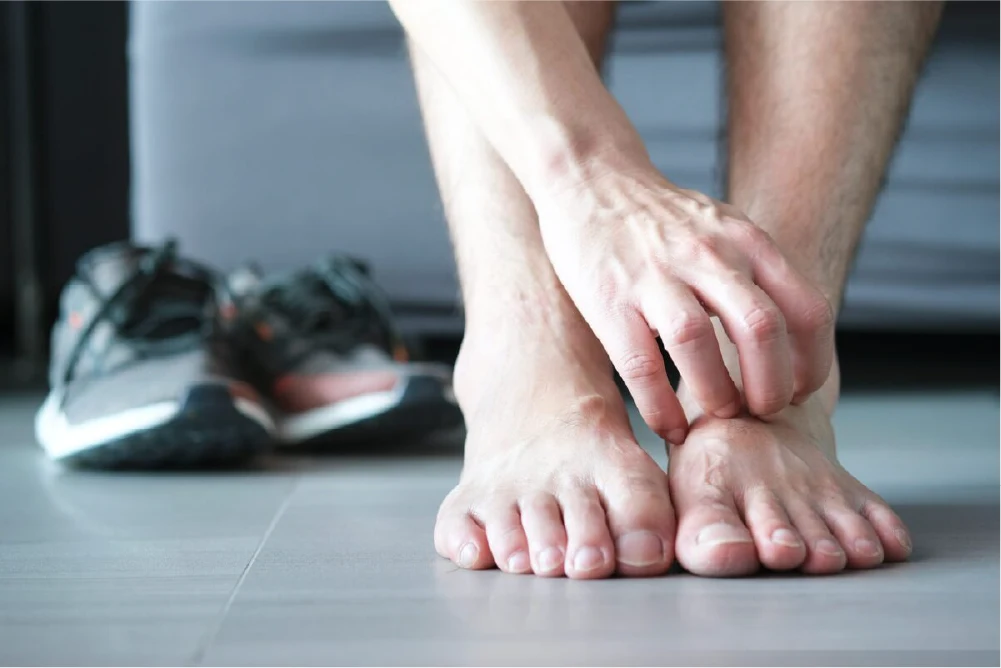 Itchy legs and feet can be a sign of vein disease